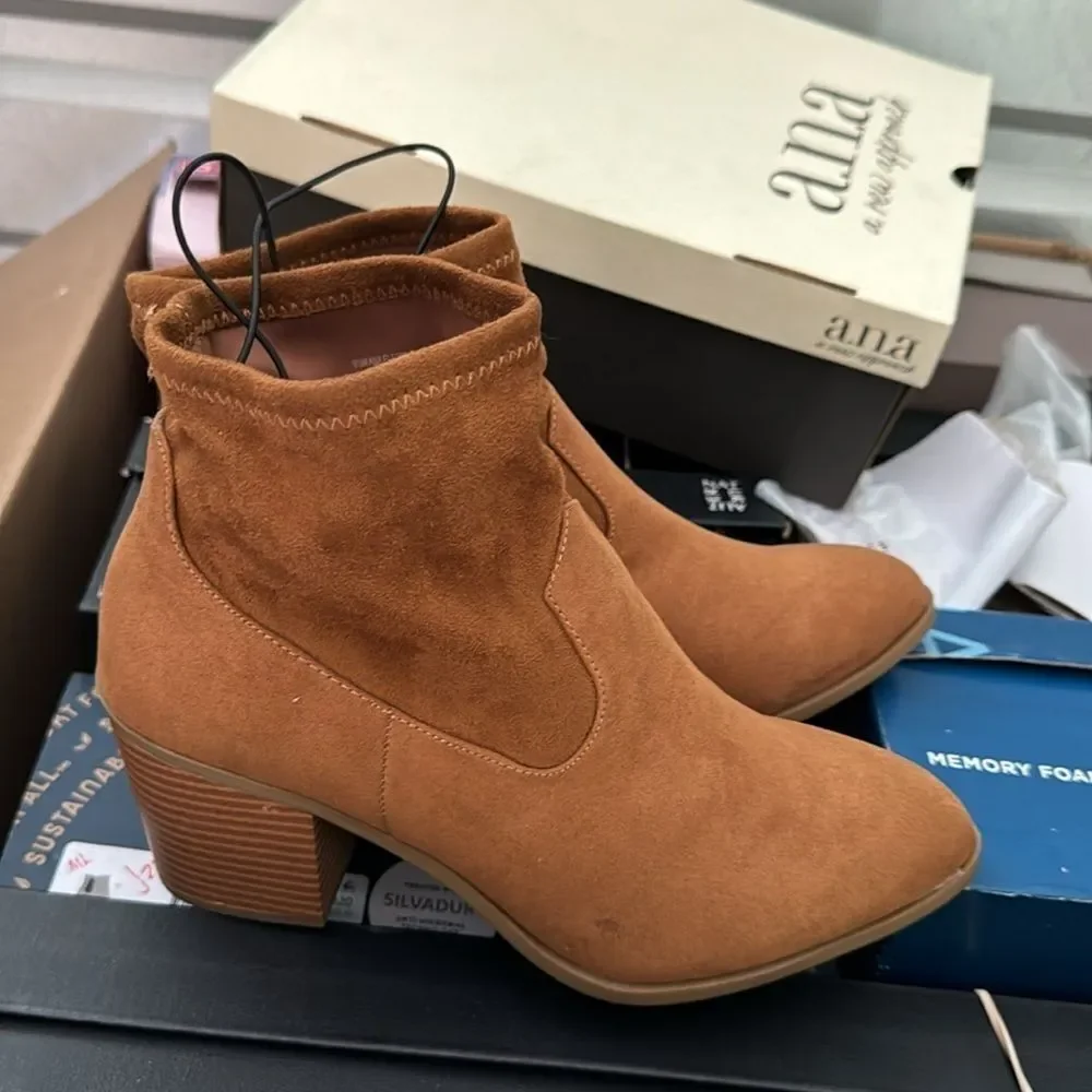 Ana Electra Whiskey Booties